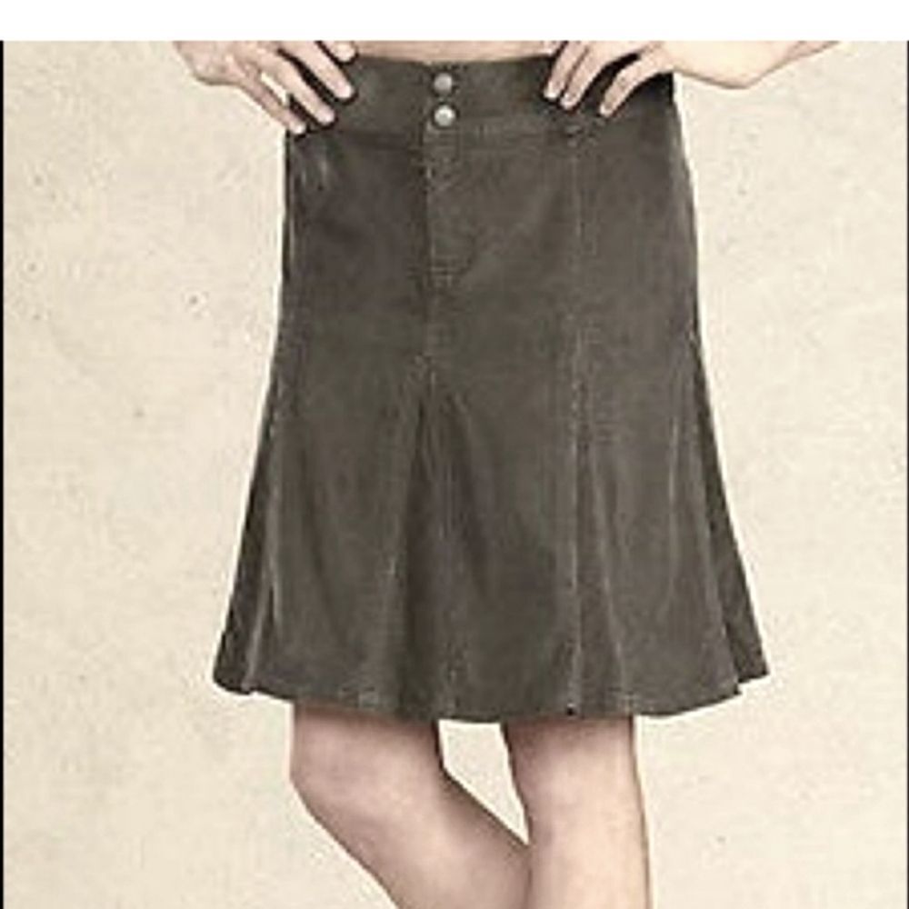 Athleta Whenever Corduroy Flare Skirt. Athleisure. Sporty. Coastal